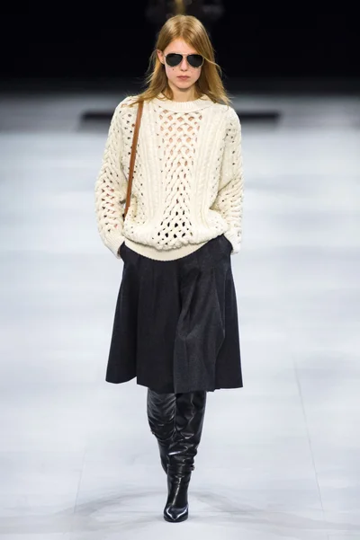 Look 24